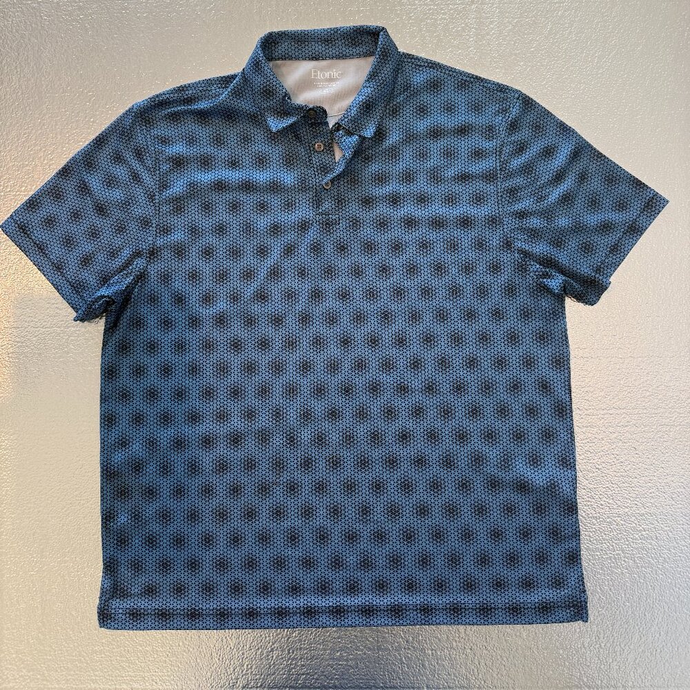 Etonic Golf Polo Shirt XL Mens 100% Polyester Lite Weight Beautiful Design Blue‎